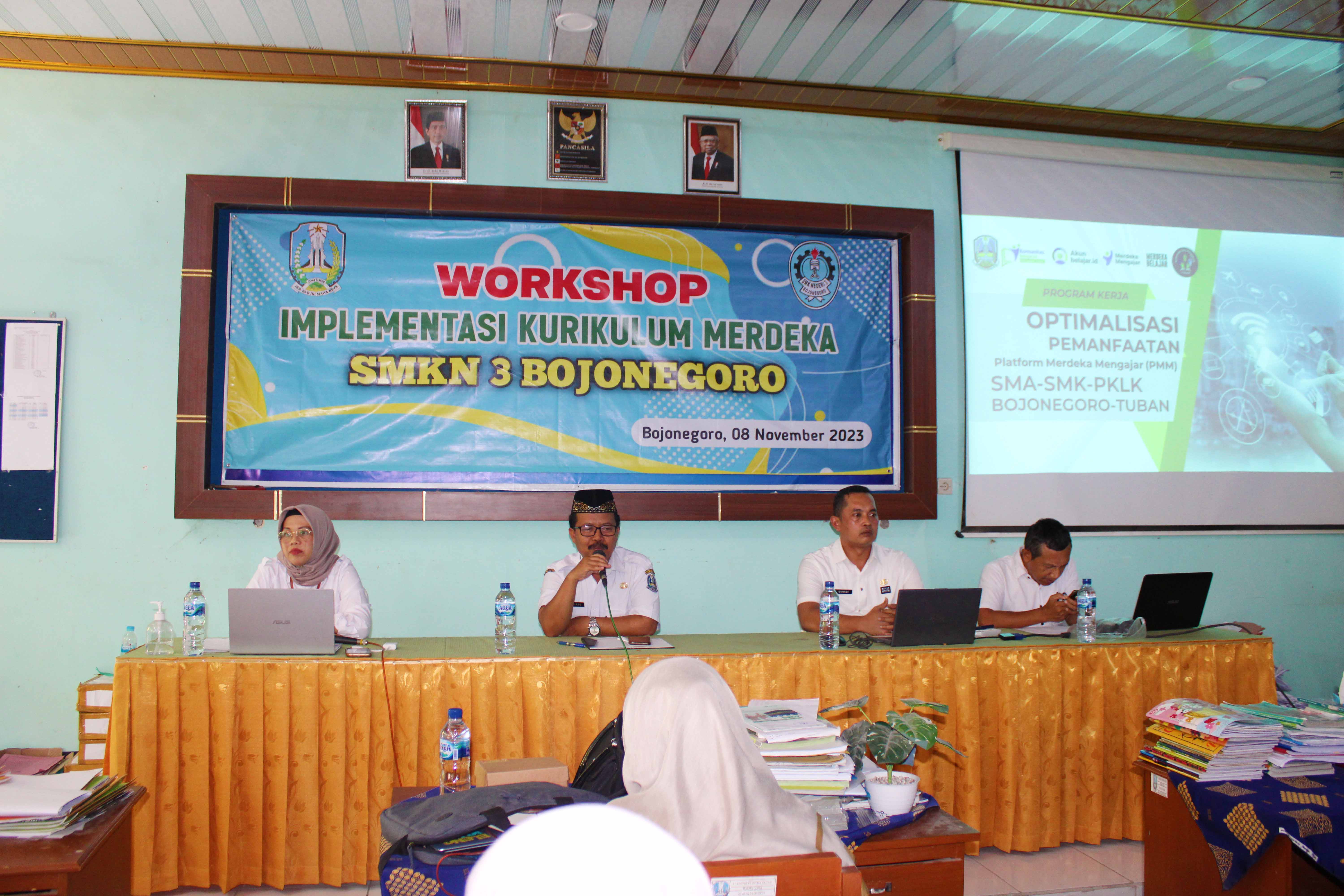 Workshop Pemanfaatan Platform Merdeka Mengajar (PMM) Dalam Implementasi Kurikulum Merdeka di SMK Negeri 3 Bojonegoro